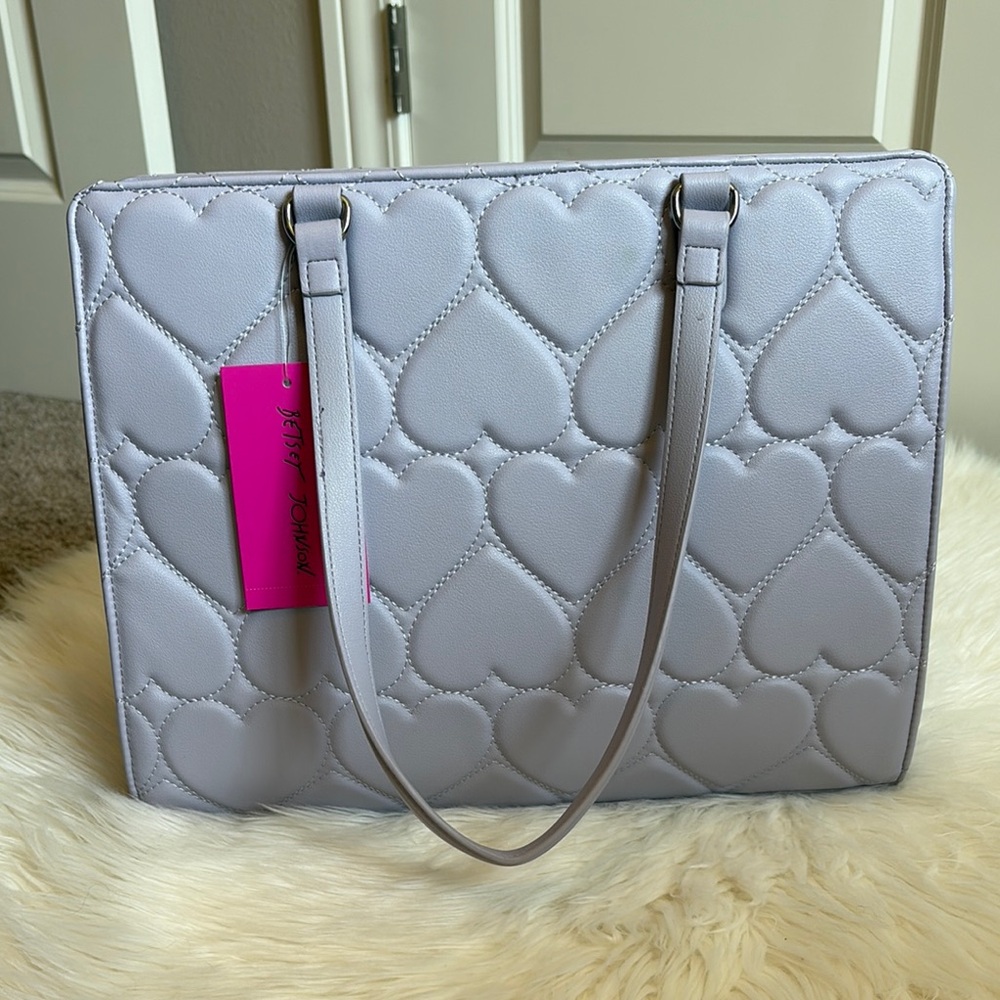 Betsey Johnson Lavender Purple Heart Quilted Purse/Laptop Bag - Picture 4 of 16